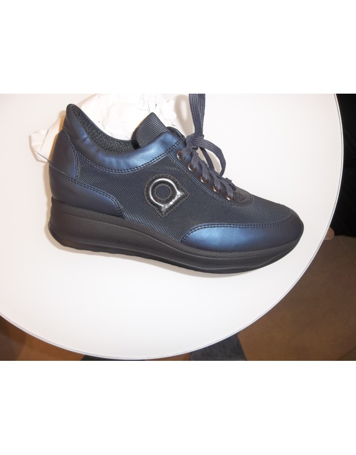 AGILE RUCOLINE 1304 SNEAKER LACCI IN VITELLO LAMINATO E CORDURA COLORE BLU, FONDO ZEPPA GOMMA 4CM