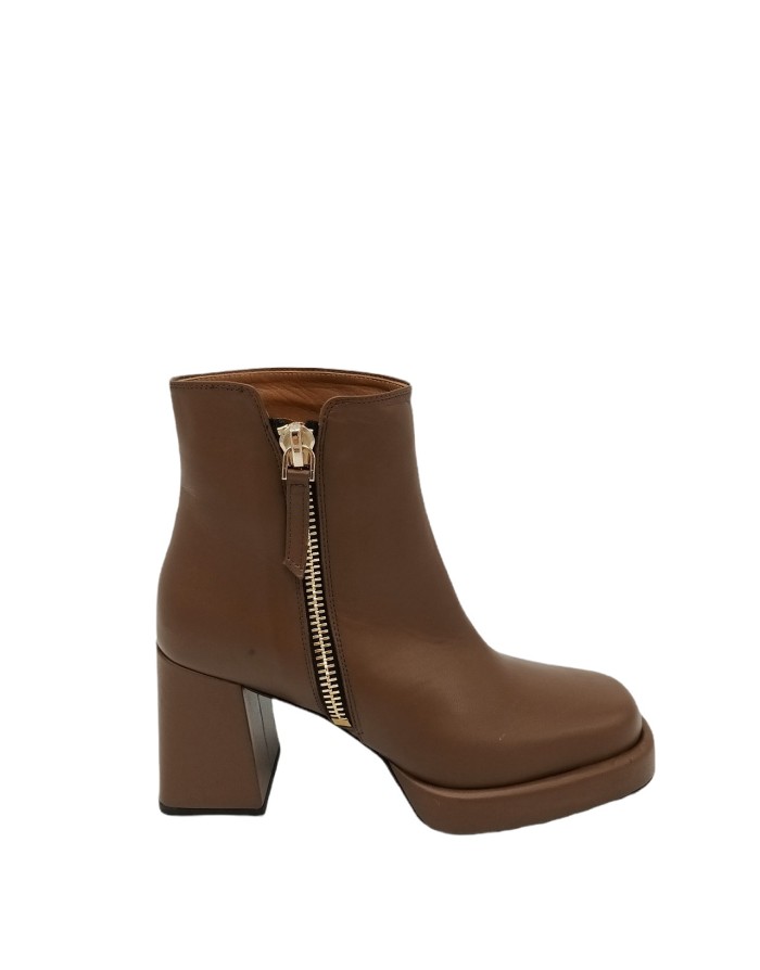 ALBANO 2361 TRONCHETTO IN VITELLO COLORE CUOIO, LAMPO DORATA LATO ESTERNO, TACCO FASCIATO 8CM CON PLATEAU, FONDO CUOIO/GOMMA