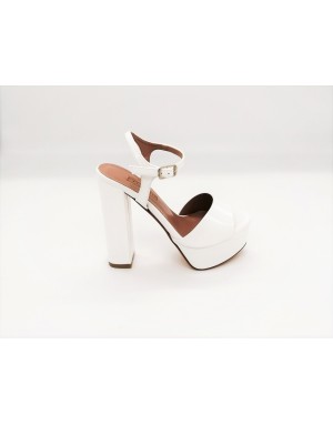 ALBANO 3578 SANDALO 1 FASCIA E CINTURINO ALLA CAVIGLIA IN VERNICE COLORE BIANCO, TACCO FASCIATO 12 CM CON PLATEAU