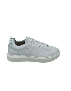 AMBITIOUS 10443, SNEAKER LACCI IN VITELLO COLORE BIANCO TUTTO, FONDO GOMMA EXTRA LIGHT