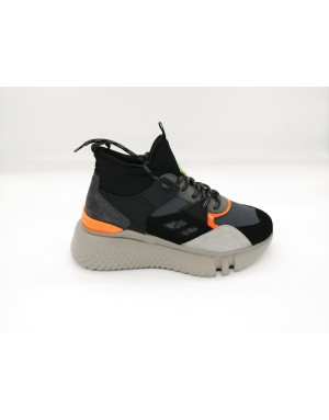 AMBITIOUS 9801-T2043AM,SNEAKER MID LACCI CON CALZINO INTERNO IN NEOPRENE,TOMAIA IN CAMOSCIO E TESSUTO TECNICO COLORE NERO/GRIGI