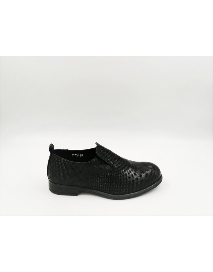 ANTICA CUOIERIA 20786 SLIP-ON UOMO, TOMAIA IN VITELLO MILLEFORI COLOR NERO, FONDO GOMMA