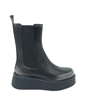 BRUNO PREMI STIVALETTO LISCIO IN VITELLO ANTICATO COLORE NERO, LAMPO ED ELASTICO LATERALE, FONDO ZEPPA GOMMA 6CM