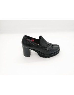 CALLAGHAN 21901 MOCASSINO ACCOLLATO CON FRANGIA,TOMAIA IN VITELLO COLORE NERO,FONDO GOMMA EXTRA LIGHT,TACCO 7,5 CM