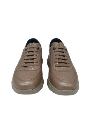 CALLAGHAN SNEAKER LACCI IN NAPLAK COLORE AVENA, FONDO GOMMA EXTRA LIGHT 4,5CM