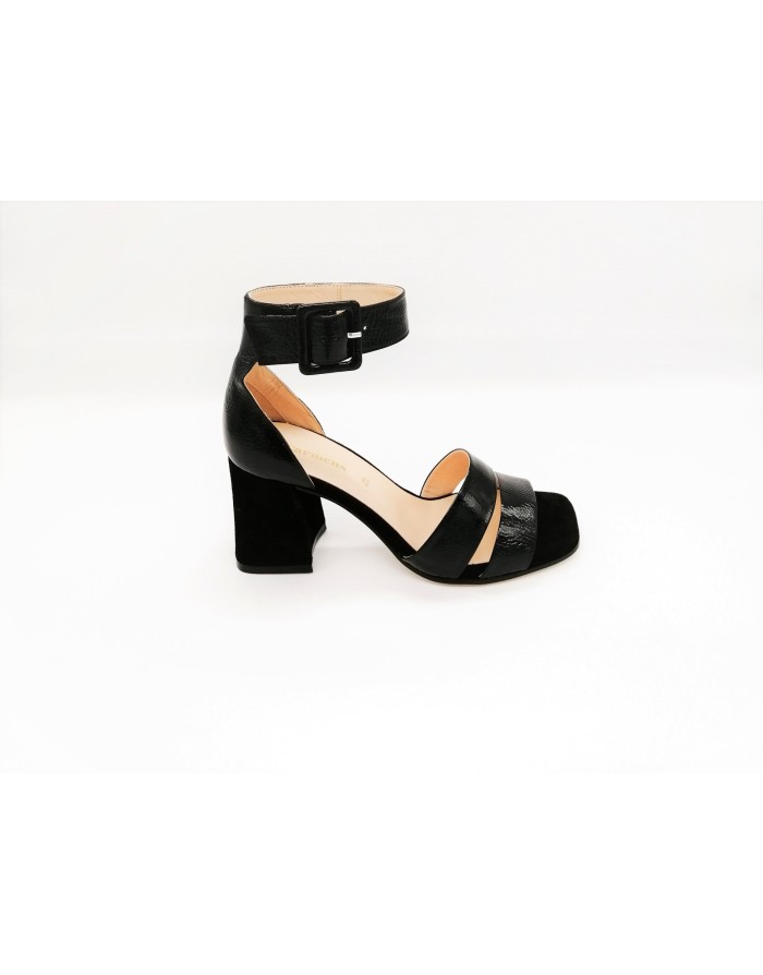 CARMENS 43047 SANDALO 2 FASCE E CINTIRINO ALLA CAVIGLIA IN VERNICE E CAMOSCIO COL NERO, TACCO FASCIATO 7 CM FONDO GOMMA
