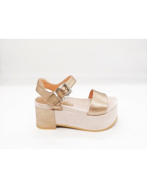 CIMADAMORE 128 SANDALO UNA FASCIA E CINTURINO ALLA CAVIGLIA CON FIBBIA IN STRASSE, TOMAIA IN VITELLO LAMINATO COLORE PLATINO, F