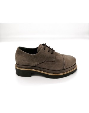 CIMADAMORE 226 DERBY CON PUNTINA TOMAIA CAMOSCIO T.MORO CON PROFILI IN VERNICE TACCO 3CM FONDO GOMMA EXTRA LIGHT