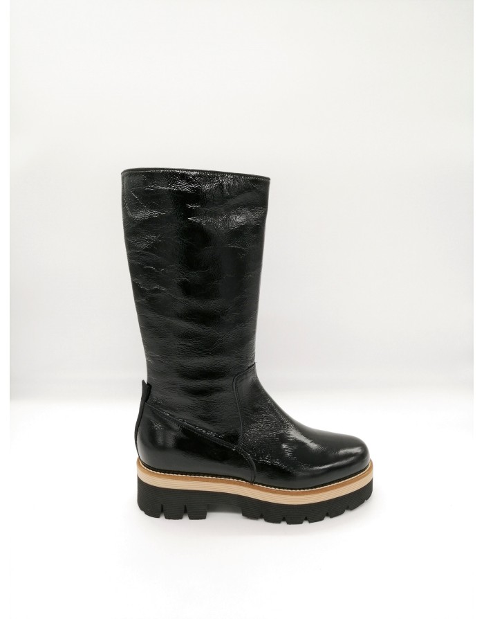 CIMADAMORE 427 STIVALE IN NAPLAK COLORE NERO CON LAMPO LATERALE,FONDO MICRO DENTATO CON GUARDOLO CUOIO,TACCO 5CM