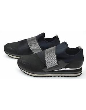 CRIME LONDON SLIPOON IN CAMOSCIO COLORE NERO CON ELASTICO COLOR ACCIAIO, FONDO ZEPPA MICRO 4CM