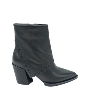 ELVIO ZANON TRONCHETTO/TEXANINO CON GHETTA, TOMAIA IN VITELLO COLORE NERO CON INFILATURE IN TINTA, LAMPO LATERALE, TACCO FASCIA