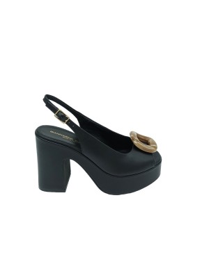 GIANMARCO SORELLI 2173/GIOIA, SANDALO CHANEL IN VITELLO COLORE NERO, ACCESSORIO CENTRALE IN OSSO, TACCO 10CM FASCIATO CON PLATE