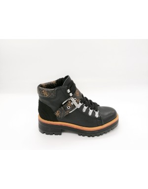 GUESS FL8IRV FAL10, PEDULA IN VITELLO BOTTALATO COLORE NERO CON RIPORTI LOGO T.MORO, FONDO GOMMA ROCCIA,TACCO 4,5 CM