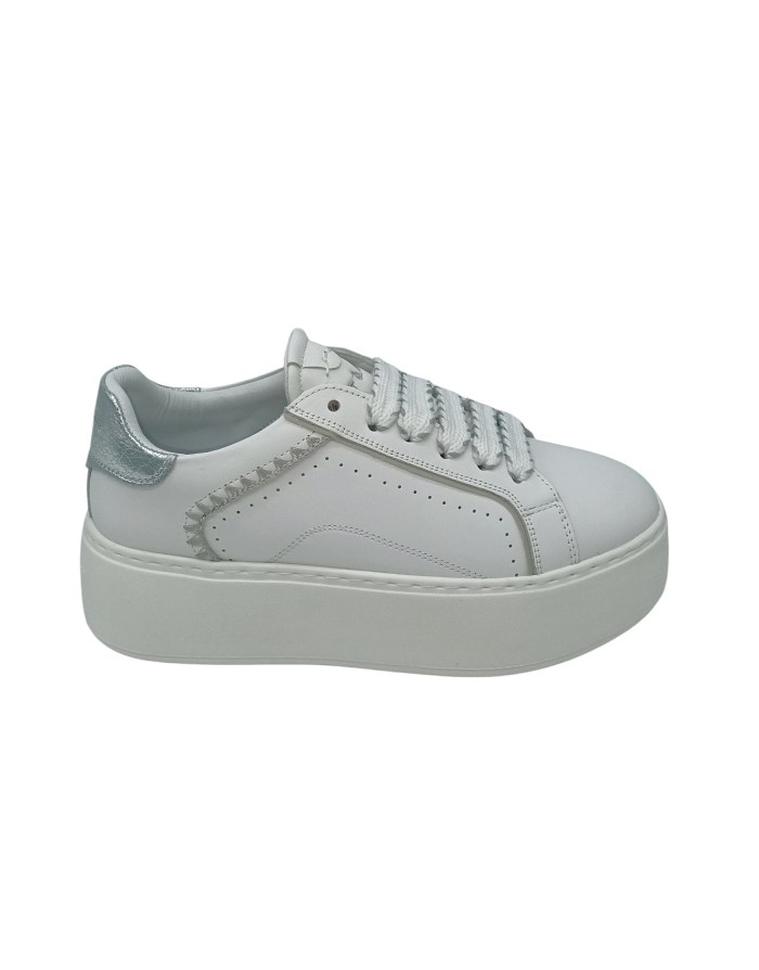 JANET & JANET SNEAKER LACCI IN VITELLO COLORE BIANCO CON TOPPONCINO ARGENTO, FONDO GOMMA EXTRA LIGHT 5CM, DOPPIO LACCIO