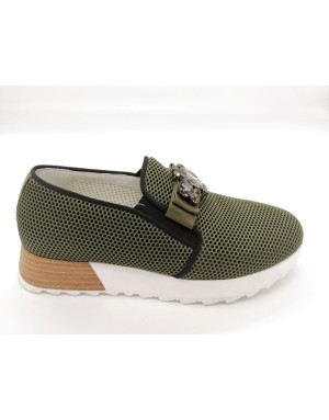 JEANNOT 71151 MOCASSINO IN TESSUTO ELASTICIZZATO A NIDO D'APE COLORE VERDE CON PROFILO NERO, FIOCCO CON PETRE E STRASSE SUL COL