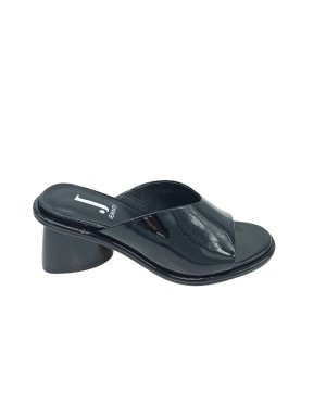 JEANNOT SABOT SPUNTATO  IN VERNICE COLORE NERO, TACCO IN ABS 6,5CM, FONDINO GOMMA