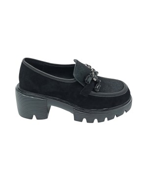 JEANNOT SJ654, MOCASSINO IN CAMOSCIO COLORE NERO CON VASCHETTA IN CAVALLINO IN TINTA, MORSETTO CON PIETRE NERE, FONDO GOMMA ZIG