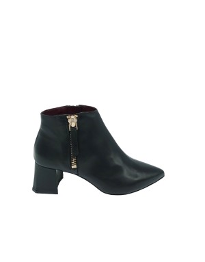 L'AMOUR 503 TRONCHETTO LISCIO IN VITELLO COLORE NERO, DUE LAMPO LATERALI DORATE , TACCO FASCIATO 5CM , FONDINO GOMMA