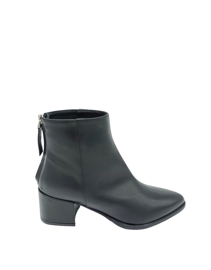 L'AMOUR 571, TRONCHETTO LISCIO IN VITELLO COLORE NERO, LAMPO POSTERIORE, TACCO FASCIATO 5CM, FONDO GOMMA