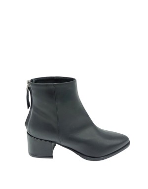 L'AMOUR 571, TRONCHETTO LISCIO IN VITELLO COLORE NERO, LAMPO POSTERIORE, TACCO FASCIATO 5CM, FONDO GOMMA