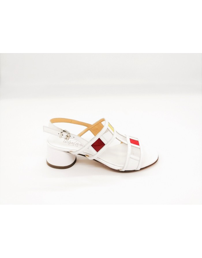 LE GAZZELLE 526 SANDALO CHARLESTONE CON TOMAIA IN VERNICE COLORE BIANCO CON RIPORTI  ROSSI E GIALLI, TACCO 3 CM E FONDO CUOIO
