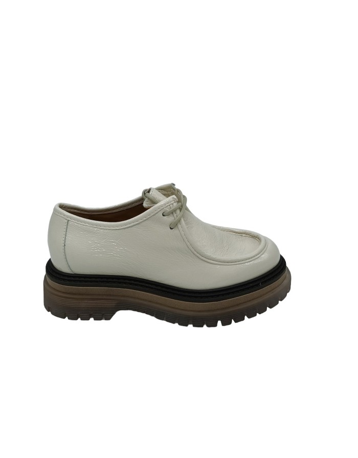 LES TULIPES 2018.1  STRINGATA DERBY/INGEGNERE IN NAPLAK COLORE MILK, FONDO GOMMA CARRO 5CM