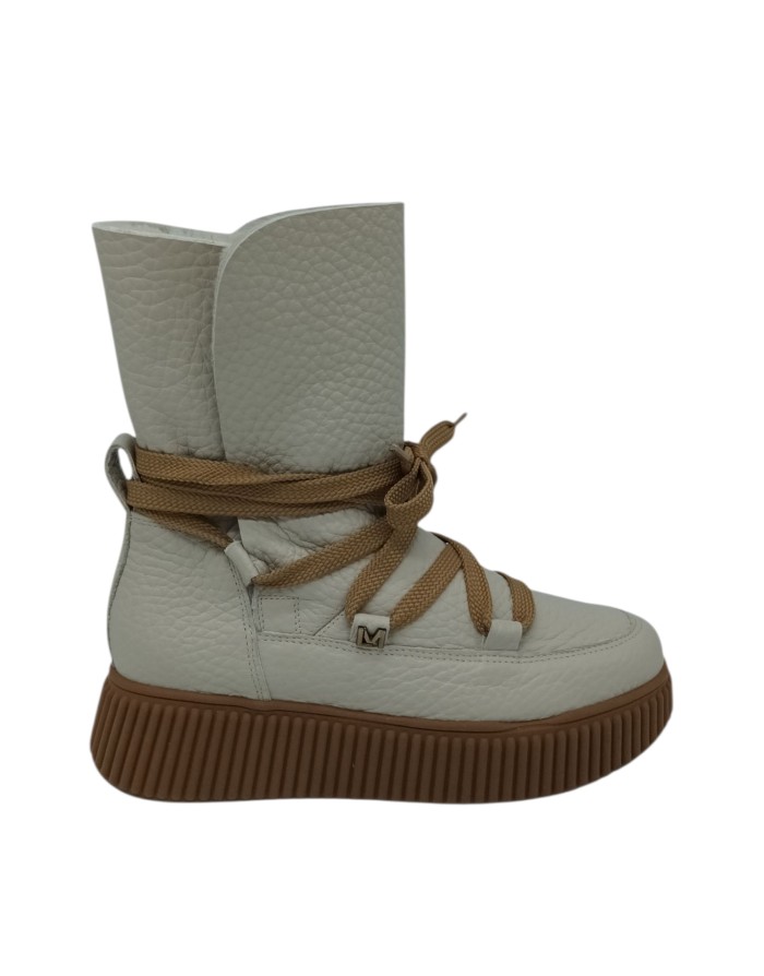 LORENZO MARI POLACCO IN VITELLO BOTTALATO COLORE AVORIO CON FODERA INTERNA IN MONTONE, FONDO GOMMA ZIGRINATO, 5CM