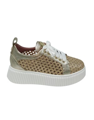 LORENZO MARI SNEAKER LACCI IN VITELLO LAMINATO E RAFIA INTRECCIATA RETATA COLORE PLATINO , FONDO GOMMA ZIGRINATO 5CM