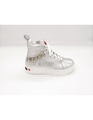 MOSCHINO JA 15533 SNEAKER DONNA, MODELLO ALTO CON LACCI E LAMPO LATERALE,TOMAIA IN NAPPA  LAMINATA COLORE ARGENTO CON CATENA A 