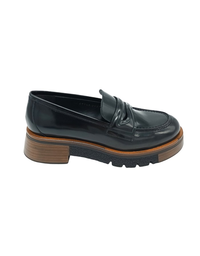 PONS QUINTANA 10993, MOCASSINO  IN VITELLO SPAZZOLATO COLORE NERO, FONDO GOMMA BICOLOR CON GUARDOLO IN CUOIO, TACCO 4CM