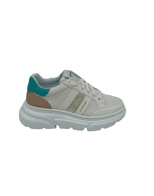 STOKTON 449-D-FOR, SNEAKER LACCI IN VITELLO MICROFORATO COLORE PANNA CON RIPORTI PLATINO/PINK/SMERALDO, FONDO GOMMA 5CM