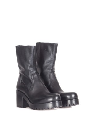 STRATEGIA P2370-D NATURE/GLOVE NERO TRONCHETTO ALTEZZA 3/4 CON GAMBALE ELASTICIZZATO TOMAIA LISCIA IN VITELLO NERO TACCO 7,5CM 