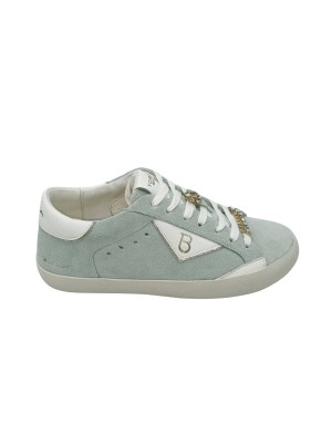 TOSCA BLU SNEAKER LACCI IN CAMOSCIO COLORE CIELO CON TOPPONCINO IN VITELLO BIANCO, ACCESSORIO STRASSATO STACCABILE SUL LACCIO, 