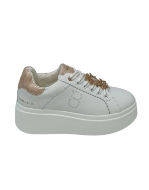 TOSCA BLU SNEAKER LACCI IN VITELLO COLORE BIANCO CON TOPPONCINO IN LAMINATO CIPRIA, ACCESSORIO FIORATO STACCABILE SUL LACCIO, F