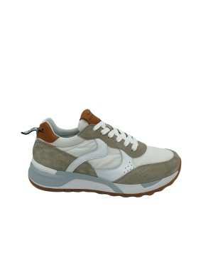 VOILE BLANCHE MAGG 01-2D38, SNEAKER LACCI IN CAMOSCIO, TESSUTO E VITELLO COLORE SAND-WHITE, CON TOPPONCINO CUOIO, FONDO GOMMA