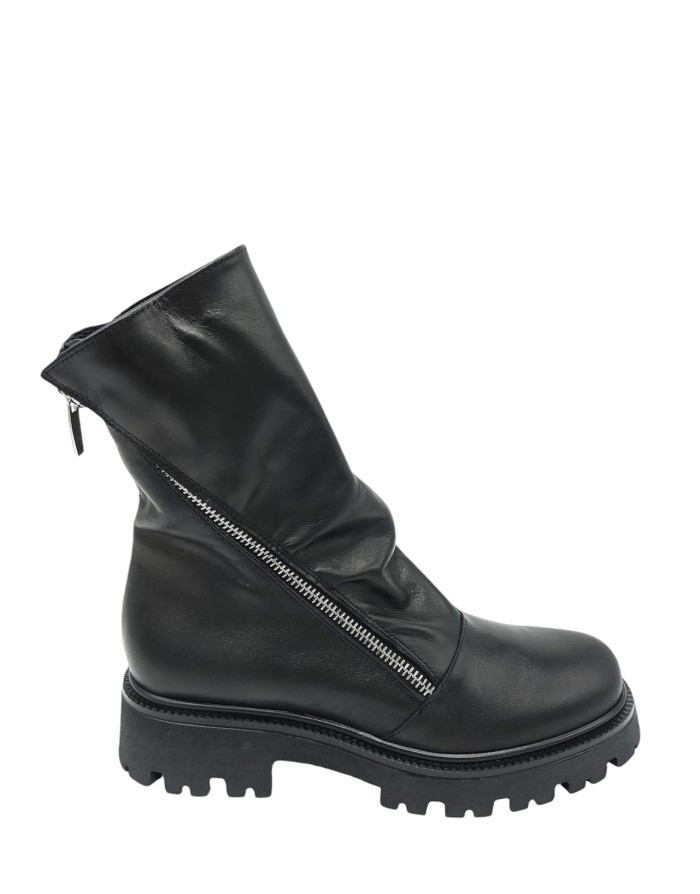 VSL 7167, ANFIBIO CON DUE LAMPO LATERALI, TOMAIA IN VITELLO COLORE NERO, PARTE FRONTALE PLISSETTATA, FONDO GOMMA CARRO 4,5CM