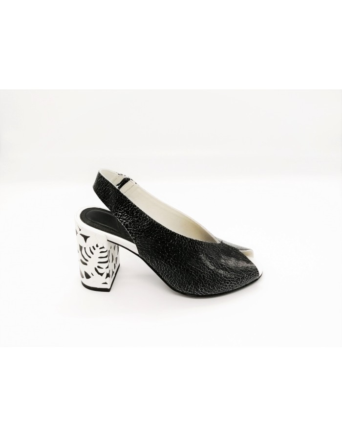 WHAT FOR WF080 SANDALO ACCOLLATO IN VITELLO CRACCATO COLORE NERO,TACCO 7 CM FASCIATO CON RICAMO BIANCO-NERO