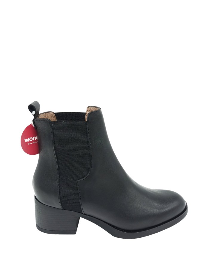 WONDERS BEATLES LISCIO IN VITELLO COLORE NERO, ELASTICI LATERALI IN TINTA, FONDO GOMMA, TACCO 5,5CM