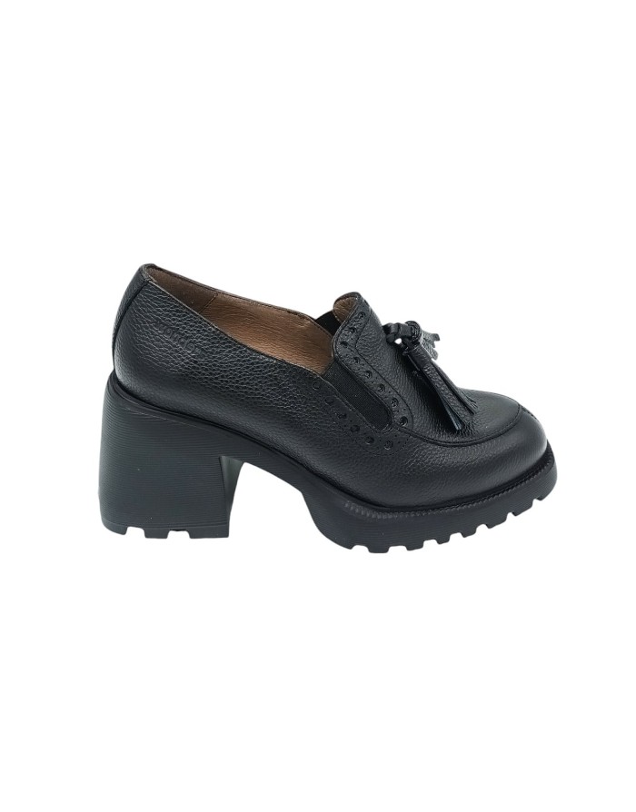 WONDERS MOCASSINO ACCOLLATO CON VASCHETTA, TOMAIA IN VITELLO BOTTALATO COLORE NERO, DUE ELASTICI LATERALI, NAPPINE IN TINTA, FO