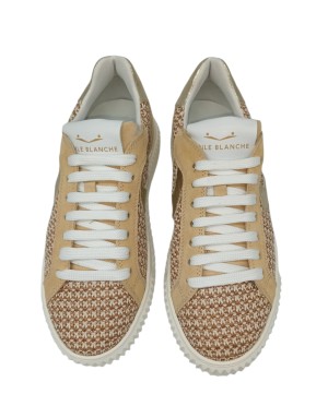 VOILE BLANCHE LIPARI SNEAKER LACCI IN CAMOSCIO E TESSUTO RAFIA COLORE BEIGE-VANIGLIA CON RIPORTI IN LAMINATO PLATINO, FONDO GOM