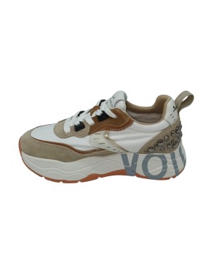 VOILE BLANCHE CLUB 105 SNEAKER LACCI IN CAMOSCIO E TESSUTO TECNICO COLORE BIANCO-BEIGE-CUOIO CON BORCHIETTE ACCIAIO SUL TOPPONC