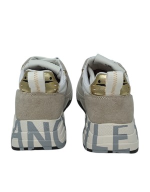 VOILE BLANCHE CLUB 105 SNEAKER LACCI IN CAMOSCIO E TESSUTO TECNICO COLORE BIANCO-BEIGE CON RIPORTI IN LAMINATO PLATINO, FONDO G