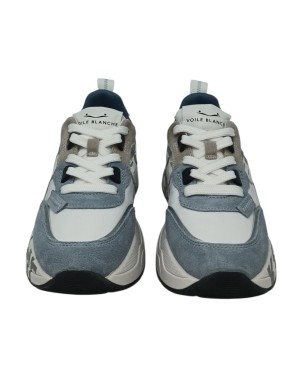 VOILE BLANCHE CLUB 105 SNEAKER LACCI IN CAMOSCIO E TESSUTO TECNICO COLORE BIANCO-AZZURRO CON RIPORTI IN LAMINATO ARGENTO, FONDO