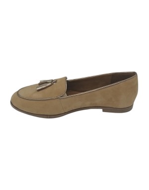 TAMARIS MOCASSINO CON NAPPINE, TOMAIA IN CAMOSCIO COLORE CAMEL CON NAPPINE IN VITELLO LAMINATO COLORE BRONZO, FONDO GOMMINA, TAC