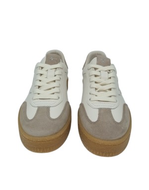 TAMARIS SNEAKER LACCI IN VITELLO BIANCO CON RIPORTI IN CAMOSCIO TAUPE, FONDO GOMMA MIELE 3CM