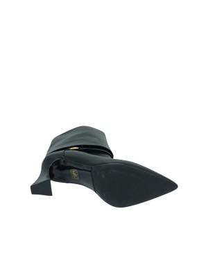 ALBANO TRONCHETTO LISCIO CON GHETTA, TOMAIA IN VITELLO COLORE NERO, TACCO FASCIATO 9CM