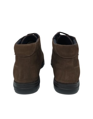 CALLAGHAN POLACCO STRINGATO IN NABUK INGRASSATO COLORE MARRONE, FODERA WATERADAPT, FONDO GOMMA EXTRA LIGHT