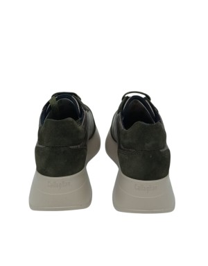 CALLAGHAN SNEAKER LACCI IN VITELLO LAMINATO BRONZO E CAMOSCIO COLORE VERDE, FONDO GOMMA EXTRA LIGHT BICOLOR 5CM