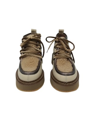 CATERINA C POLACCO STRINGATO INGEGNERE IN VITELLO COLORE MILK CON VASCHETTA IN TEDDY SAVANA E PROFILI IN LAMINATO BRONZO, DOPPI