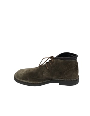 KEBO POLACCO IDEAL STRINGATO IN CAMOSCIO INGRASSATO COLORE FOCA, FONDO GOMMA